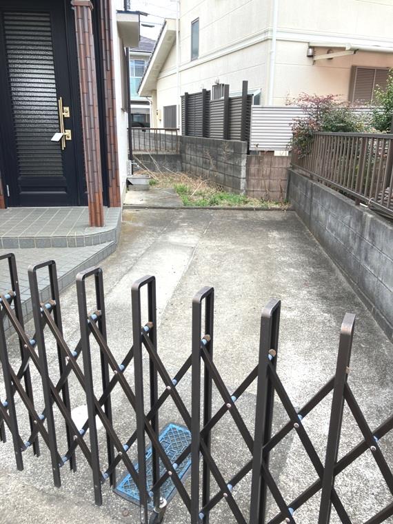上田戸建 駐車場