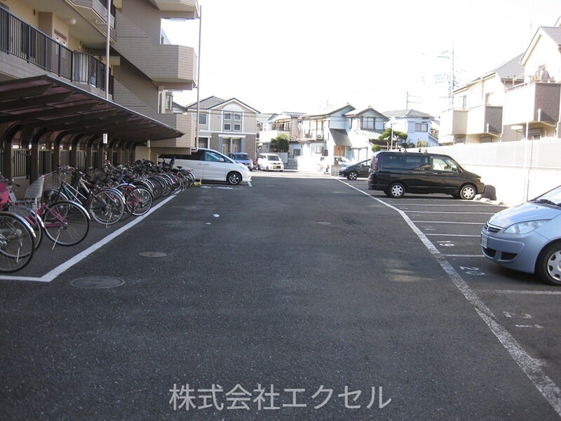 KS中央マンション 駐車場