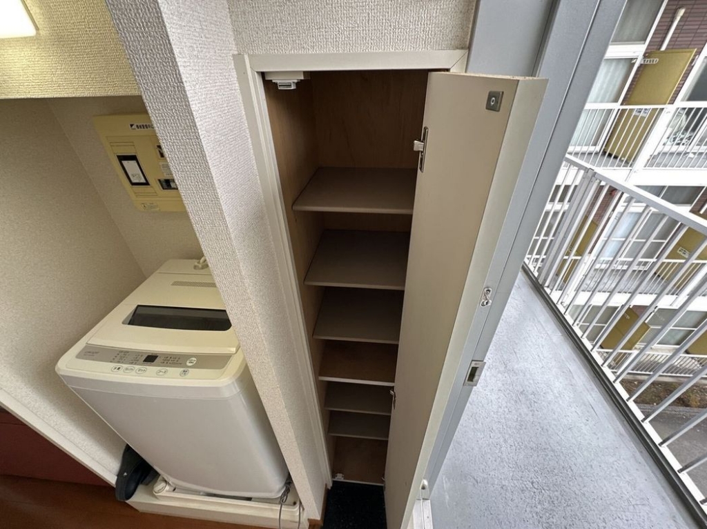 レオパレスグランパルク小柳 その他