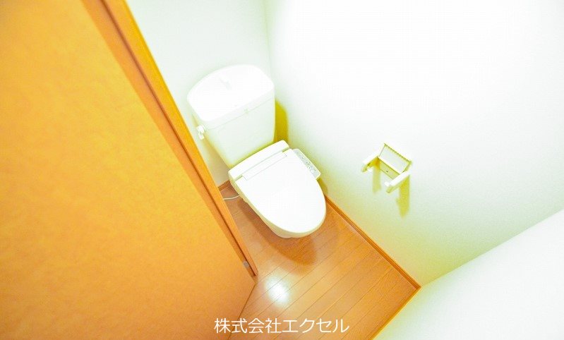 レオパレスカスターノ トイレ