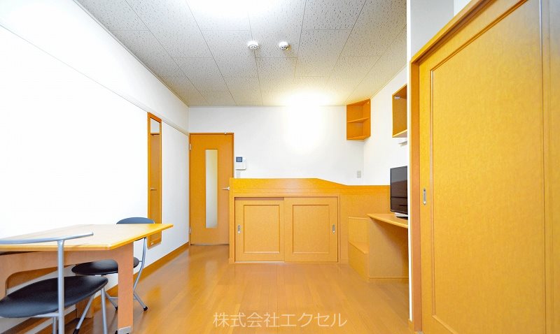 レオパレスカスターノ リビング