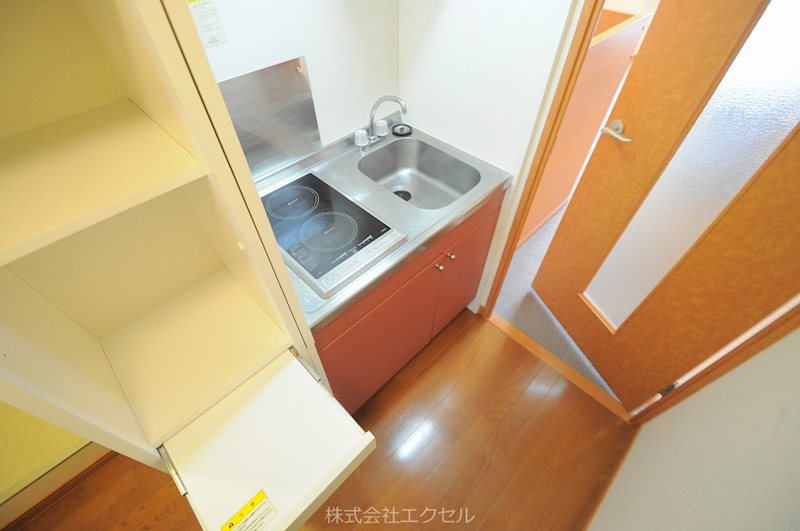 レオパレスカスターノ キッチン