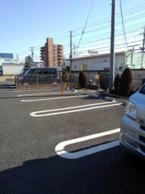 サン　クレア 駐車場