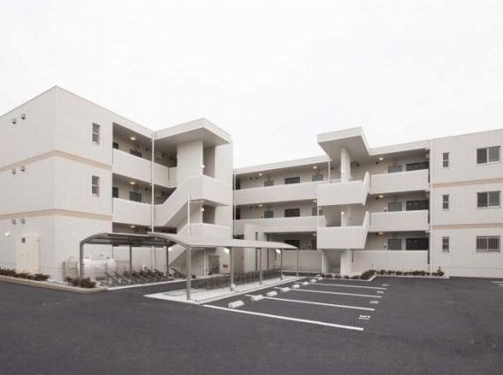 クーチャ万願寺 駐車場