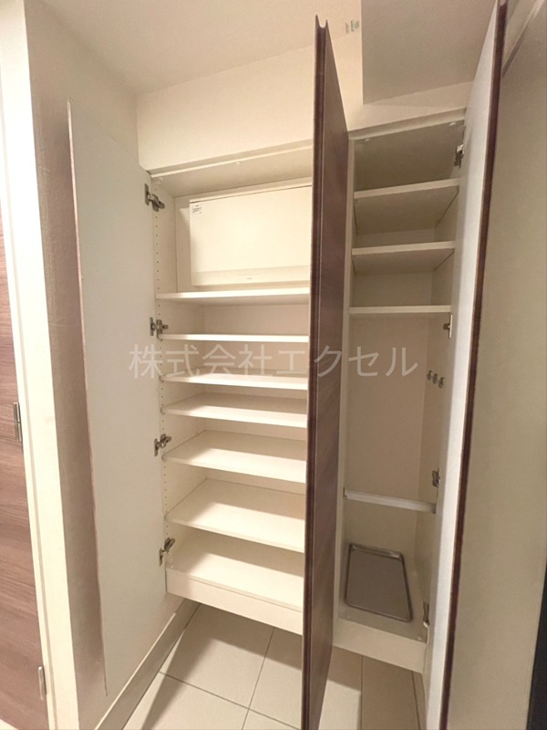 プレシス八王子（八王子市寺町） 収納