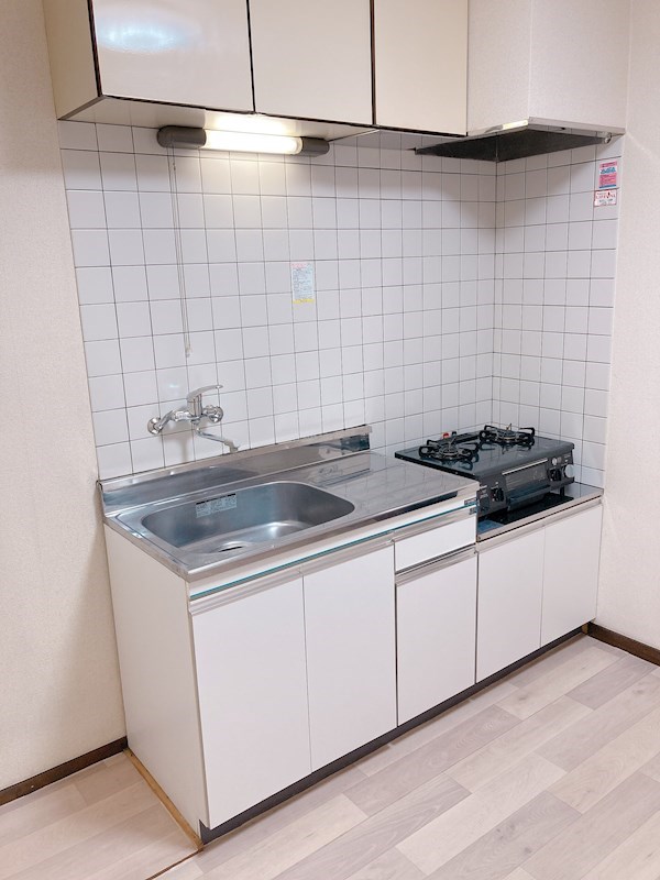 雅１７ワイズ キッチン