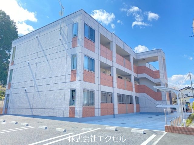 エルヴァス 駐車場