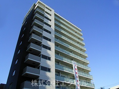 シャーメゾンステージ日野 外観