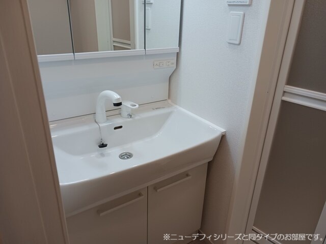 ヴィラ・グレイスⅡ 洗面所
