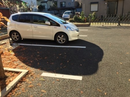 エクレール2 駐車場