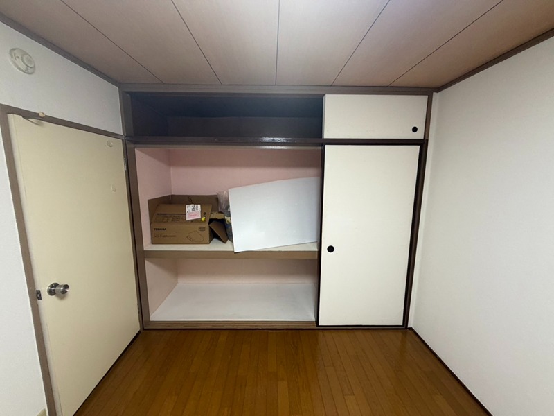 カミュ富正 収納