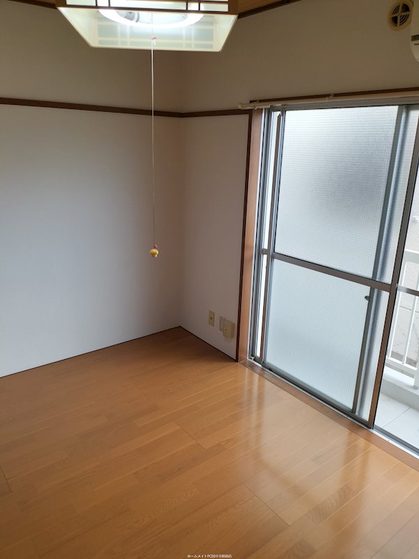 岡本ハイツ  ベッドルーム