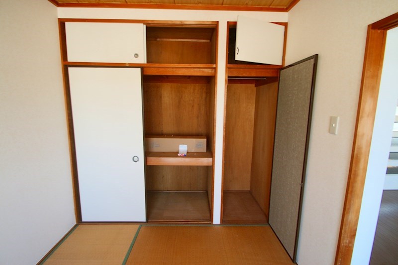エクセルシオン 収納