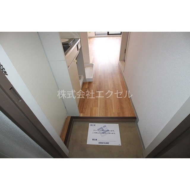 TIKS1 玄関
