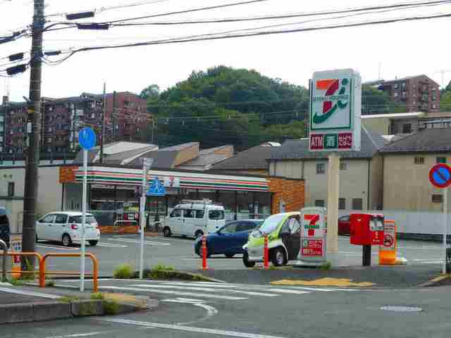 Tｓ garden NAGAYAMA2（旧サニーコート蔵） コンビニ