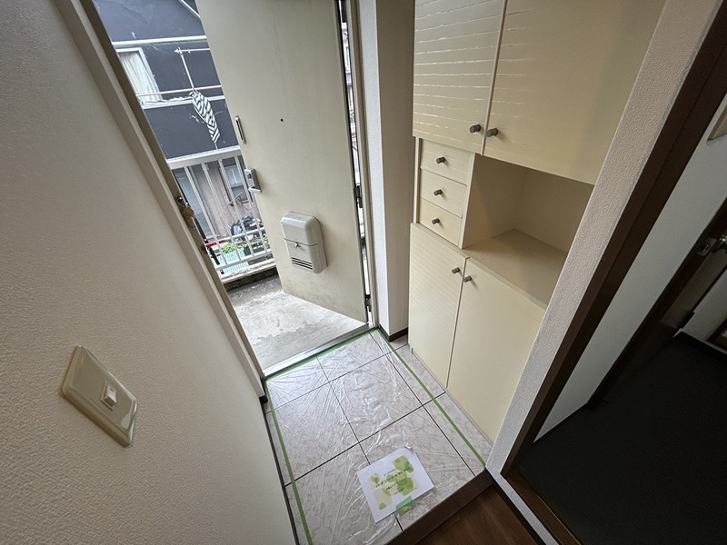 石上マンションＢ館 玄関