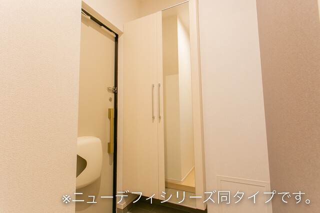 アヴニール 玄関