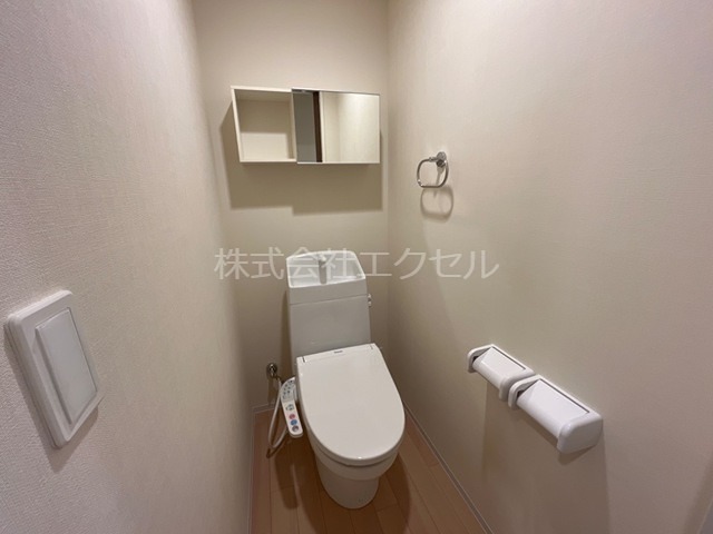 メゾンアドラブール トイレ