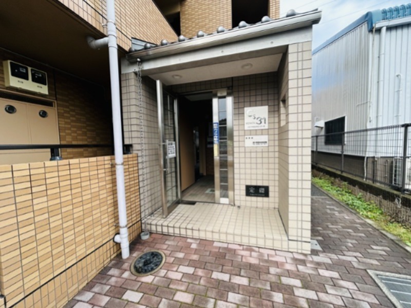 Cs31KOYATA  エントランス