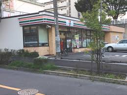 グリーンハイム瓜生 コンビニ