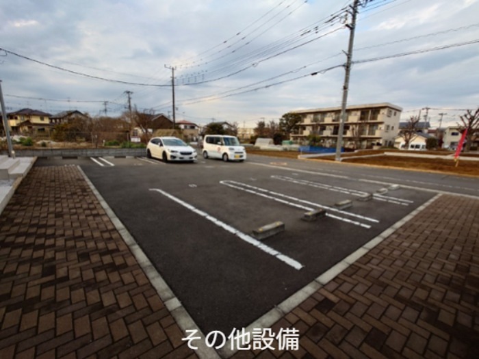 イルフトゥーロ  駐車場