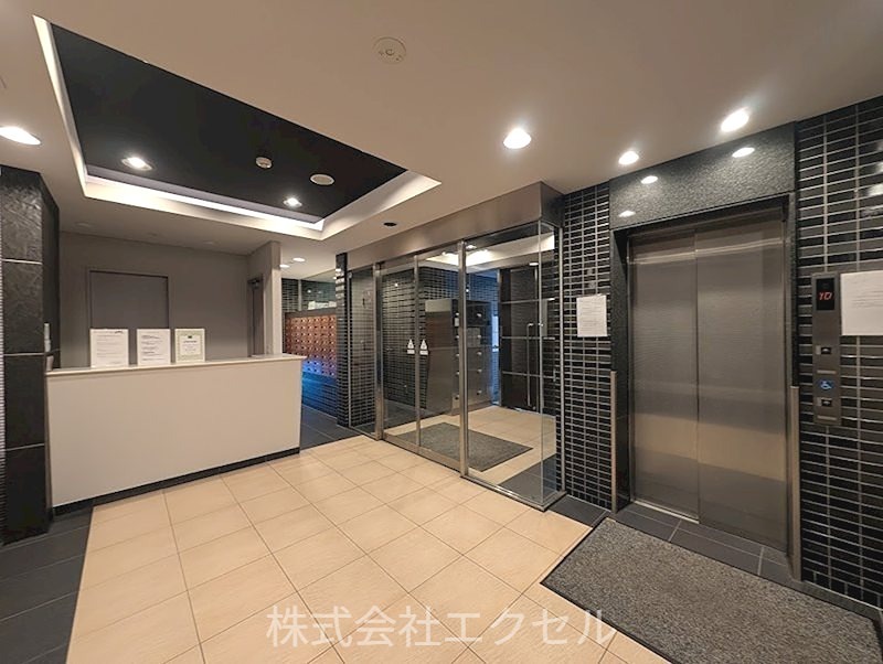 シャーメゾンステージ日野 エントランス