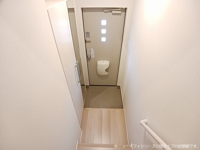 ヴィラ・グレイスⅡ 玄関