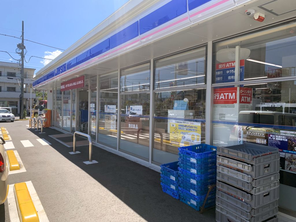 シティハイムウィステリア コンビニ