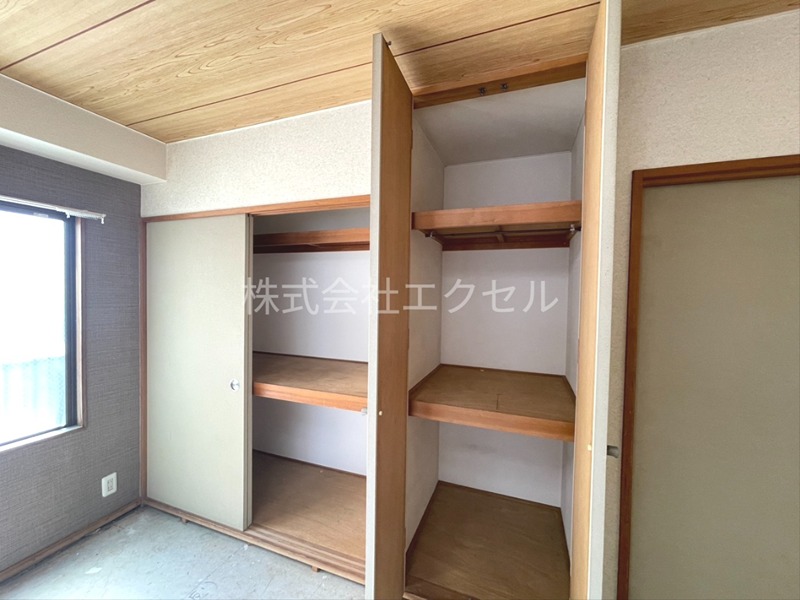 メイプル子安ビル 収納