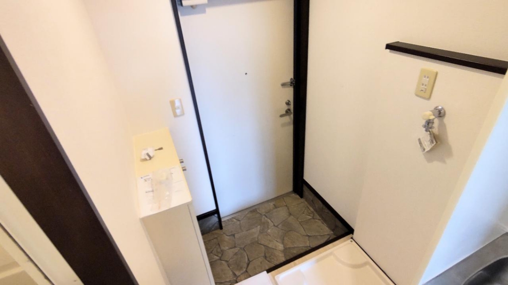 シャンブルド小川 玄関