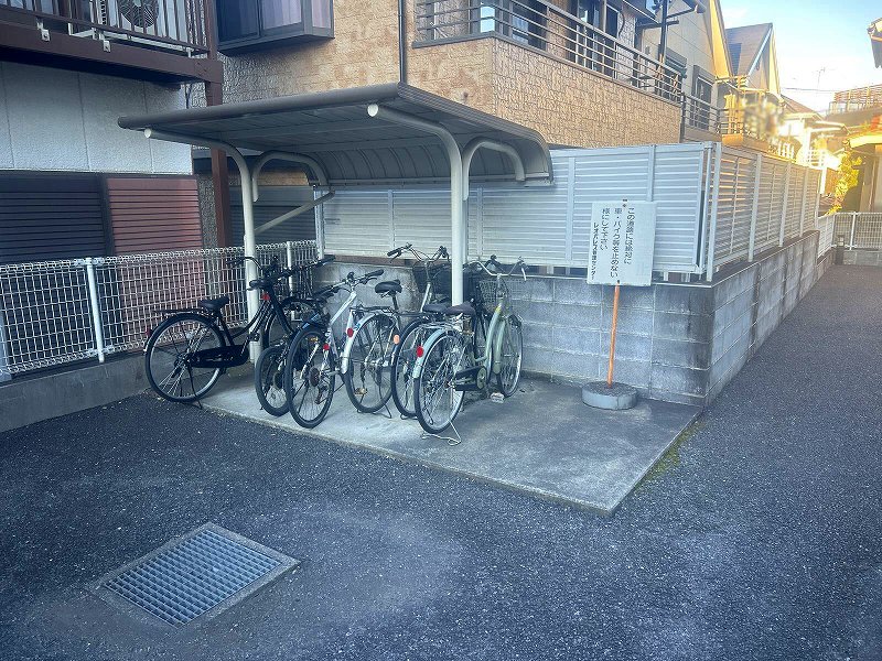 レオパレスレオパオラ その他