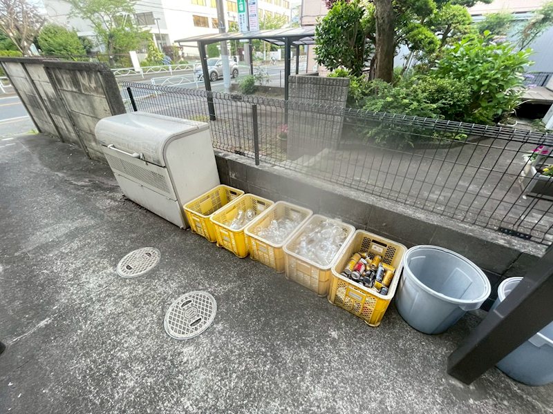 メゾンフルセ エントランス