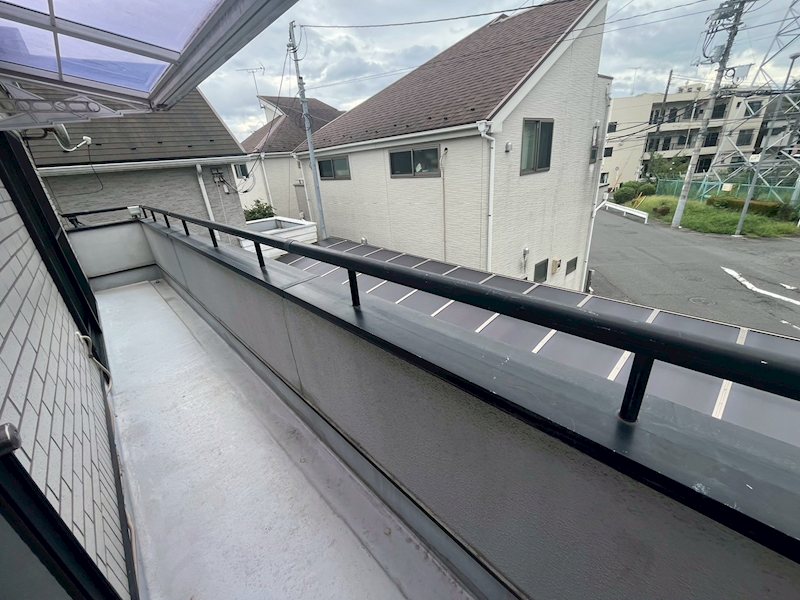 日野台貸戸建 ベランダ