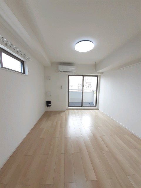 東京都青梅市河辺町４丁目 リビング