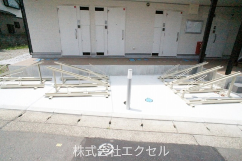 リブリベルハウス 駐車場