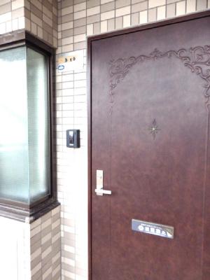 ルミエールコマチ 玄関