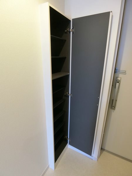 リブリアイリスS 収納