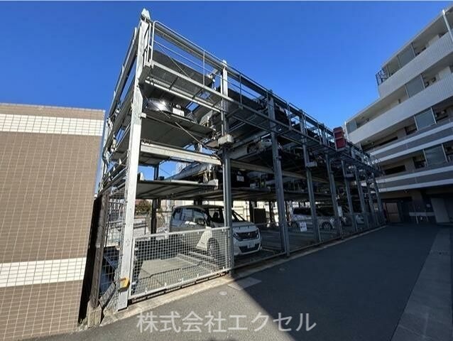エンゼルブレイユ八王子 駐車場