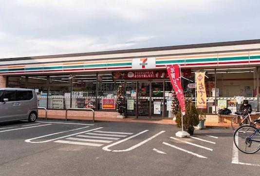 ヴィラ・コンフォーレ コンビニ