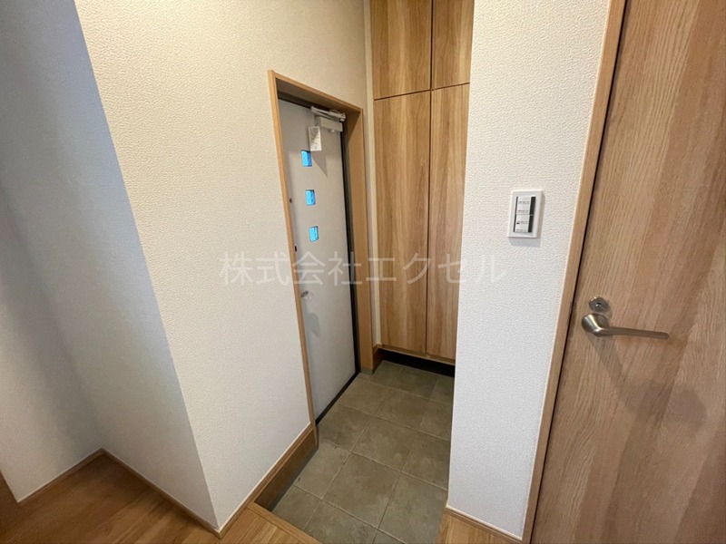 グランソフィア志茂 玄関