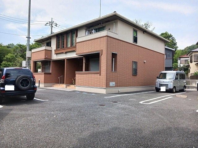 セレーナ　ヴィータ 駐車場