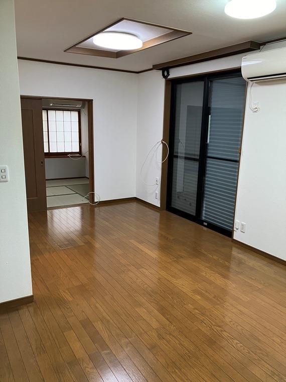 並木町戸建 リビング