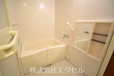 メゾングレースA 風呂画像