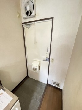 アベニュー国立 玄関