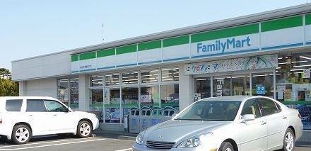 グランソフィア志茂 コンビニ