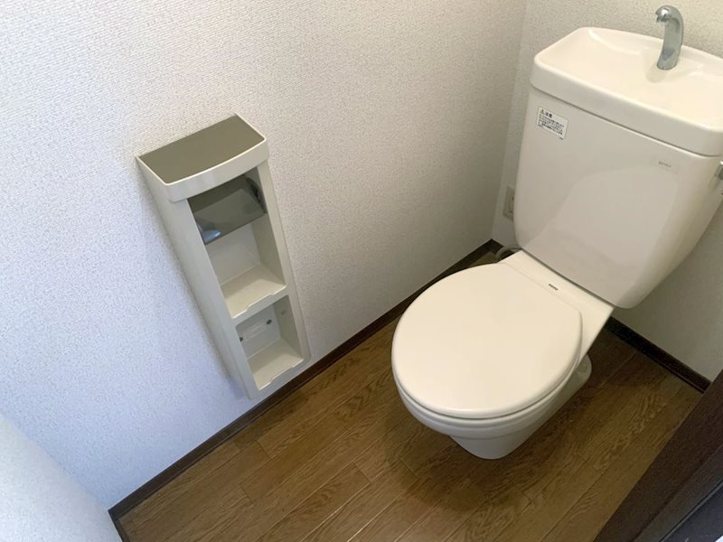 バリュージュ諏訪B棟 トイレ