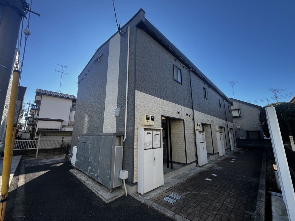 レオパレスシルフィ 外観