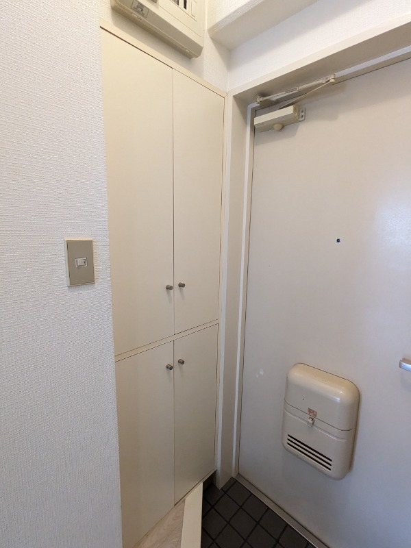 アバクス立川 玄関
