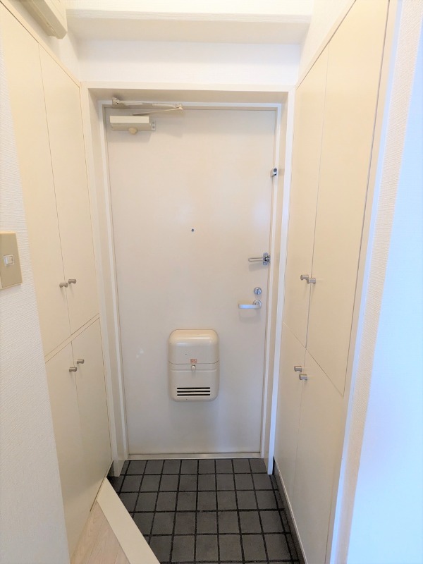 アバクス立川 玄関