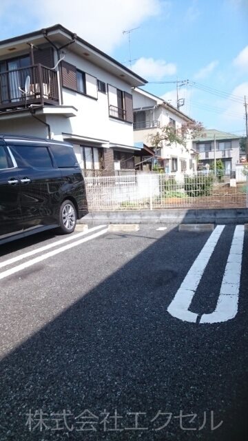 サンパティーク 駐車場
